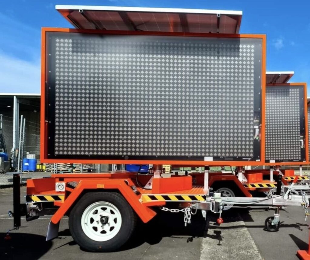 Manage event traffic with Traf Hire's range of traffic light hire and VMS boards, available in Wellington, Waikanae, and Porirua.